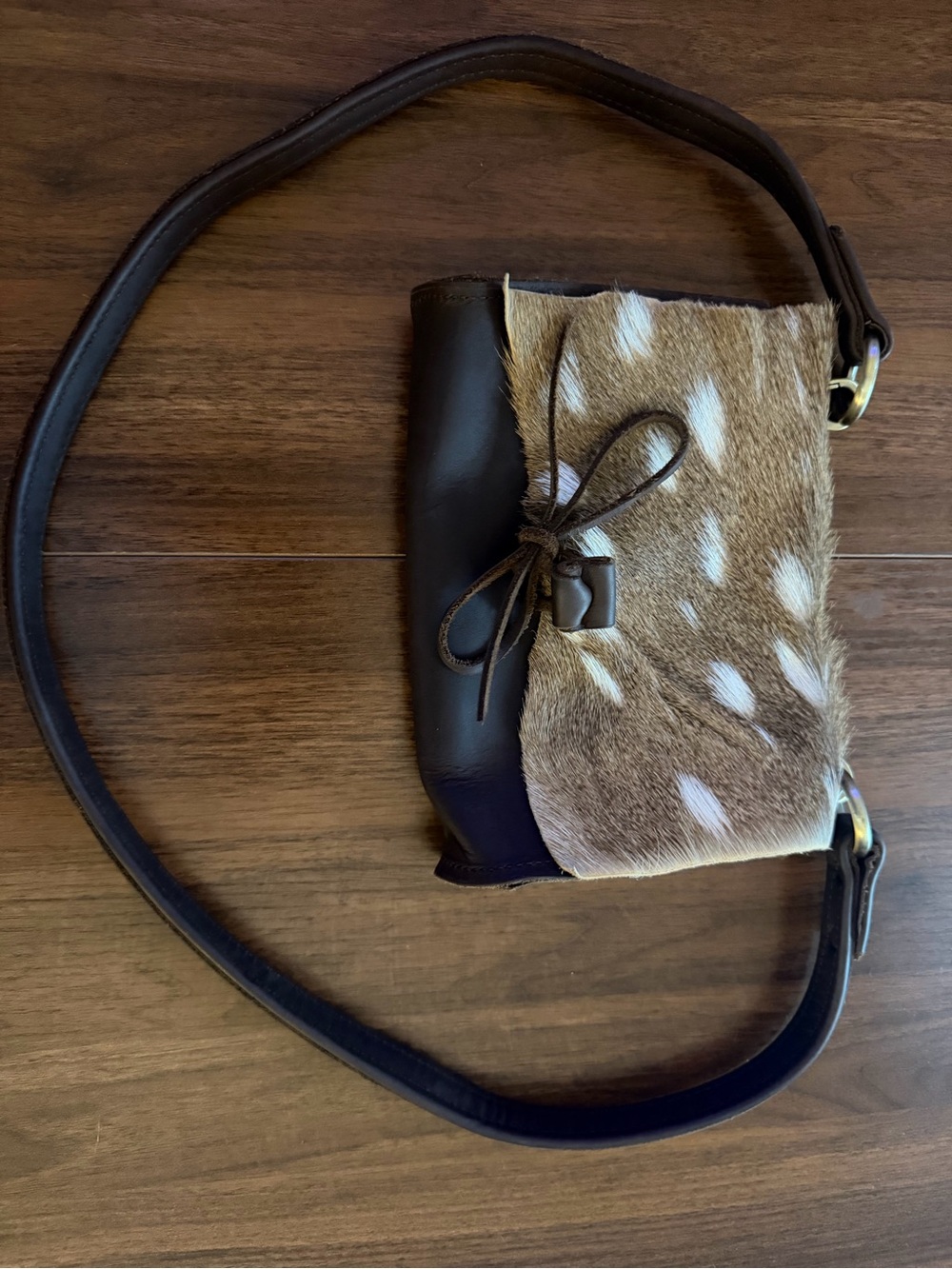 Beautiful Genuine Leather 
Axis Deer Hide Purse